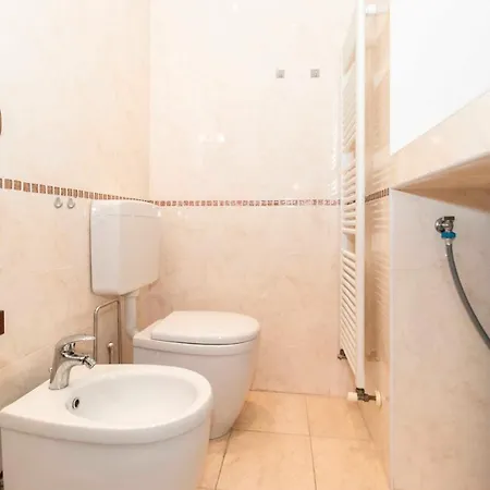 Piazza Statuto Comfy - With 2 Balconies Apartment