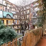 Appartement Guesthost - Piazza Statuto Comfy - With 2 Balconies *