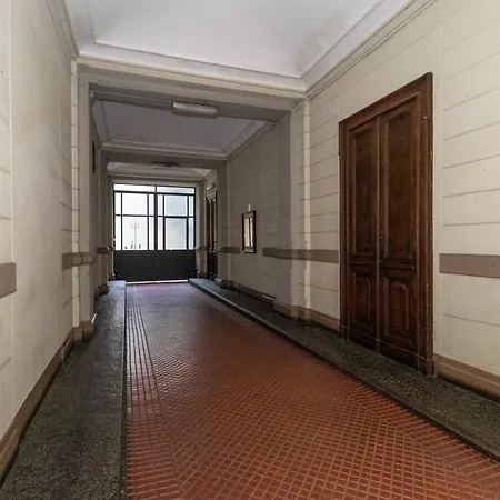 아파트 Guesthost - Piazza Statuto Comfy - With 2 Balconies *