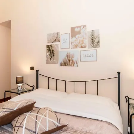 아파트 Guesthost - Piazza Statuto Comfy - With 2 Balconies