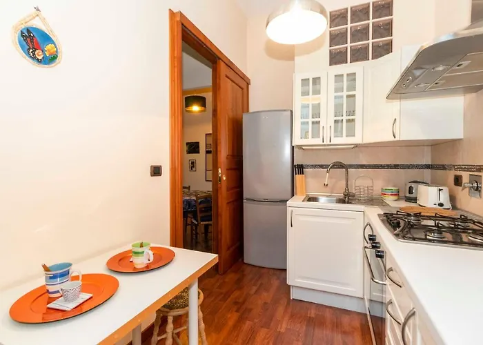 Appartement Guesthost - Piazza Statuto Comfy - With 2 Balconies