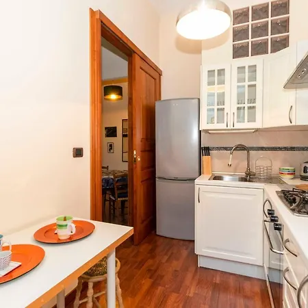 Apartament Guesthost - Piazza Statuto Comfy - With 2 Balconies