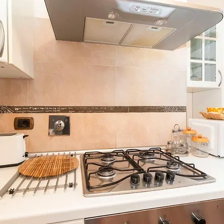 Apartament Guesthost - Piazza Statuto Comfy - With 2 Balconies